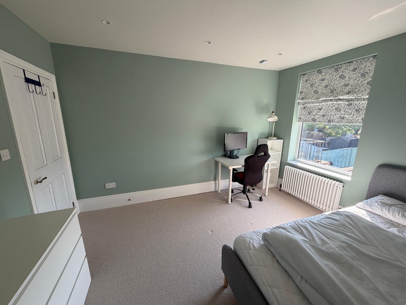 Room Pathfield Road in Greater London