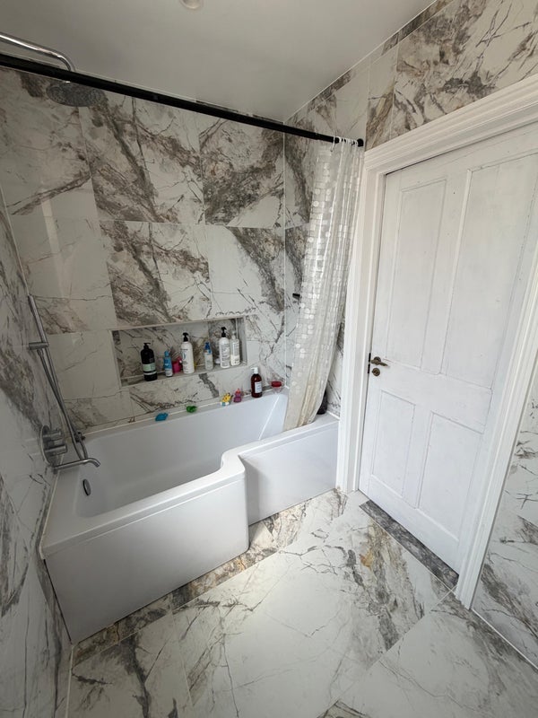 Room Pathfield Road in Greater London
