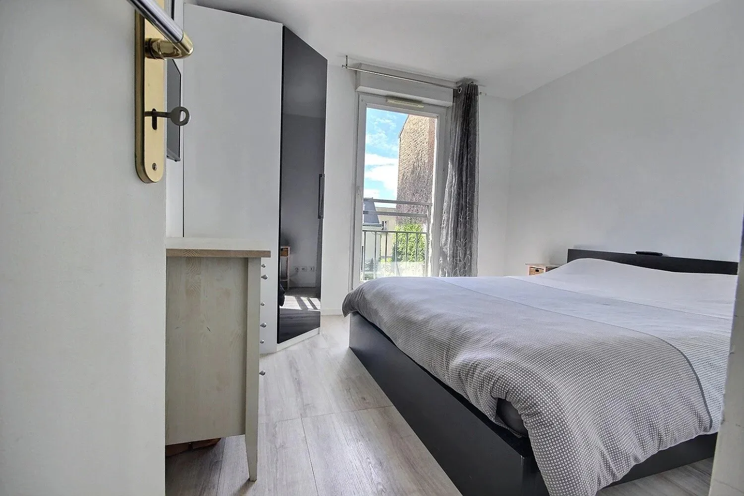 Flat Rue des Parisiens in Asnières-sur-Seine