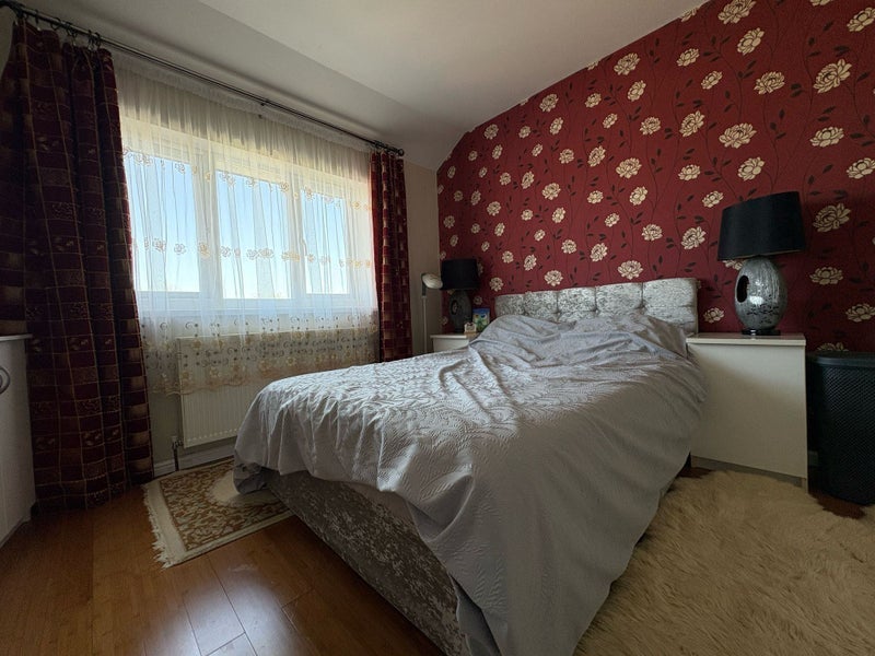Room Broomhill Road in Bristol