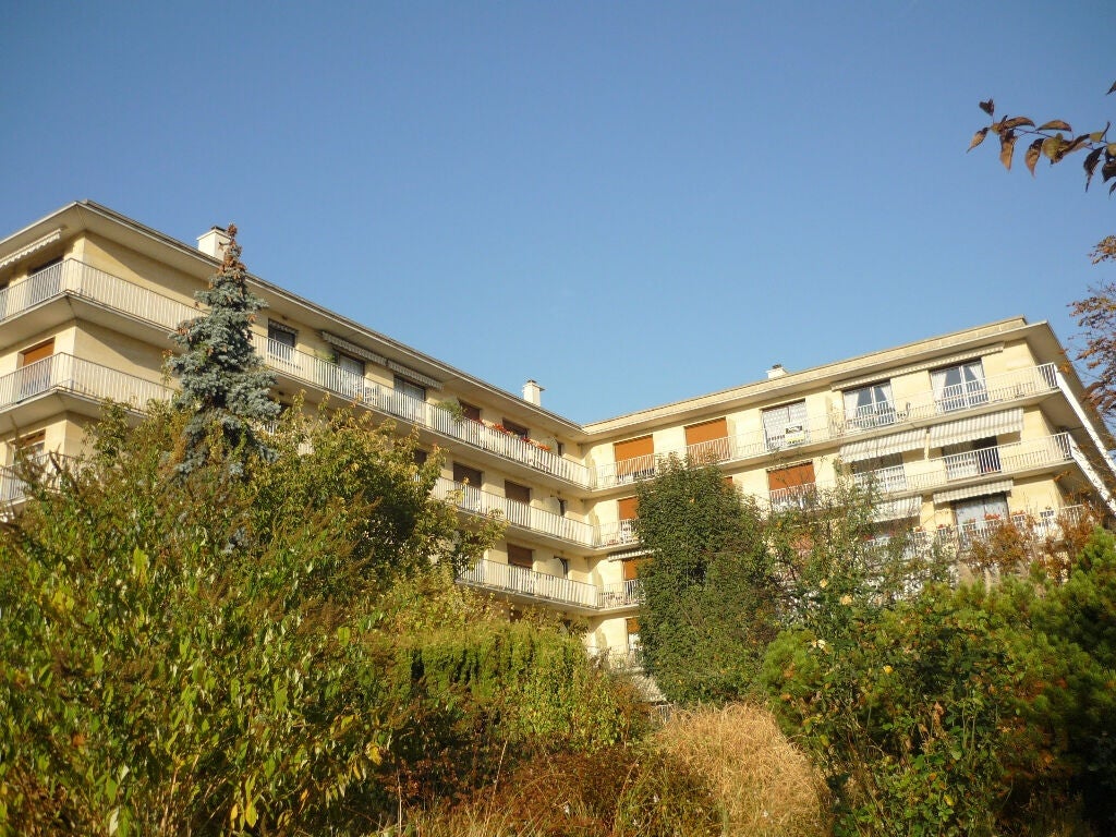 Appartement Rue Jean Jaurès à L'Haÿ-les-Roses