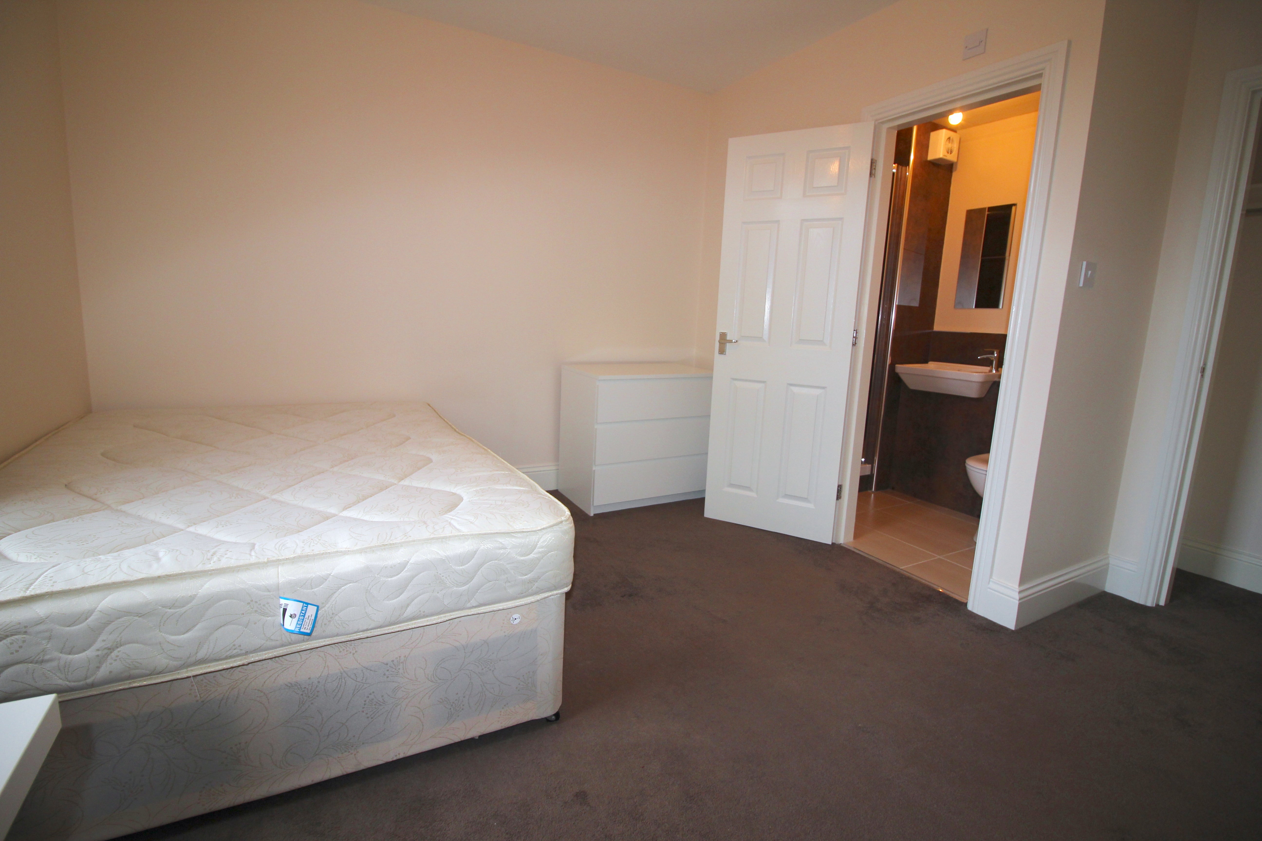 Flat Victoria Street in Newcastle upon Tyne