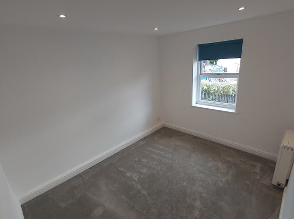 Flat Montonmill Gardens in Salford