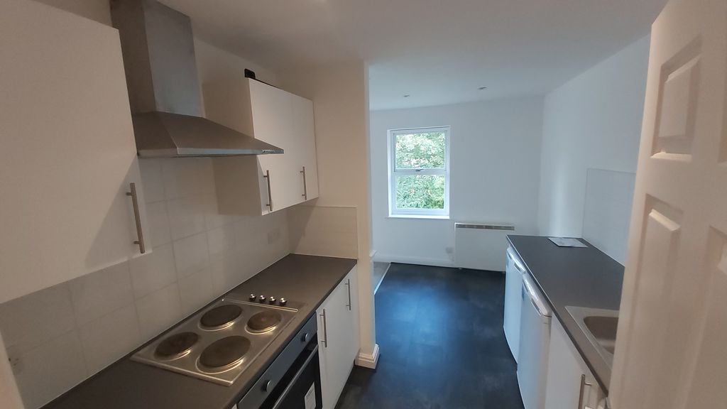 Flat Montonmill Gardens in Salford