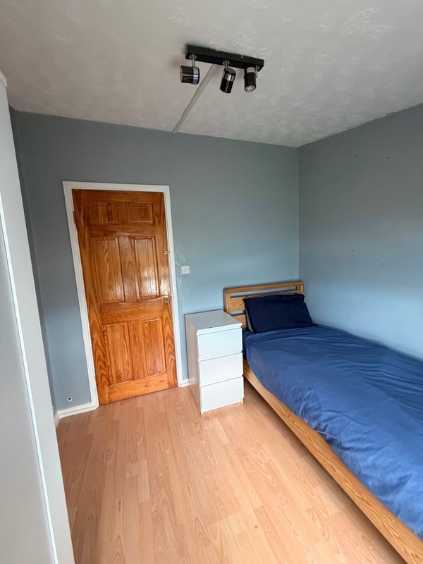 Room West Thorp in Newcastle upon Tyne
