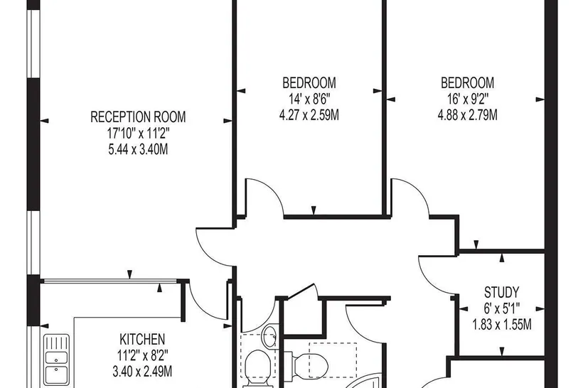 Flat Woodcote Road in Greater London