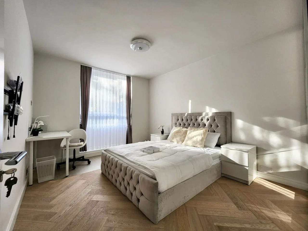 Room Robert Street in Greater London