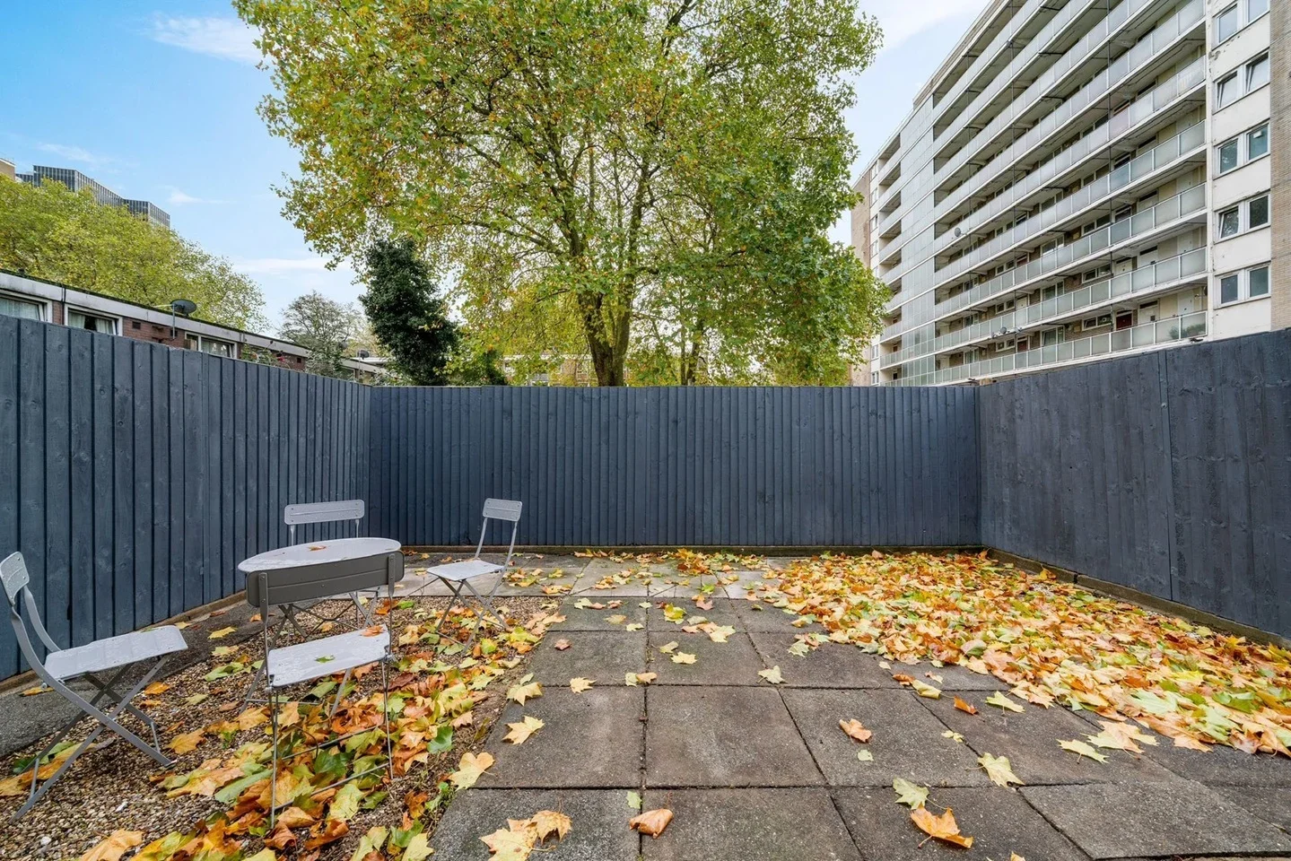 Room Robert Street in Greater London