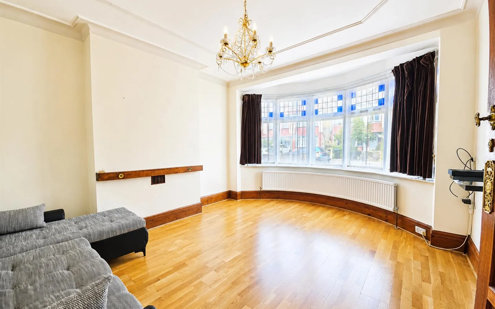 House Ecclesbourne Gardens in Greater London