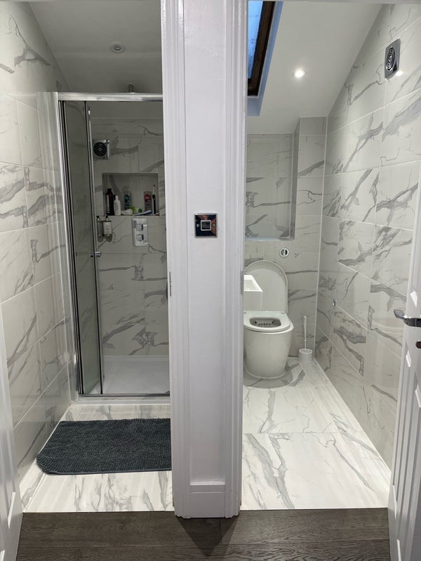Room Coldharbour Lane in Greater London