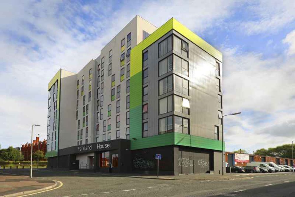 Flat Falkland Street in Liverpool