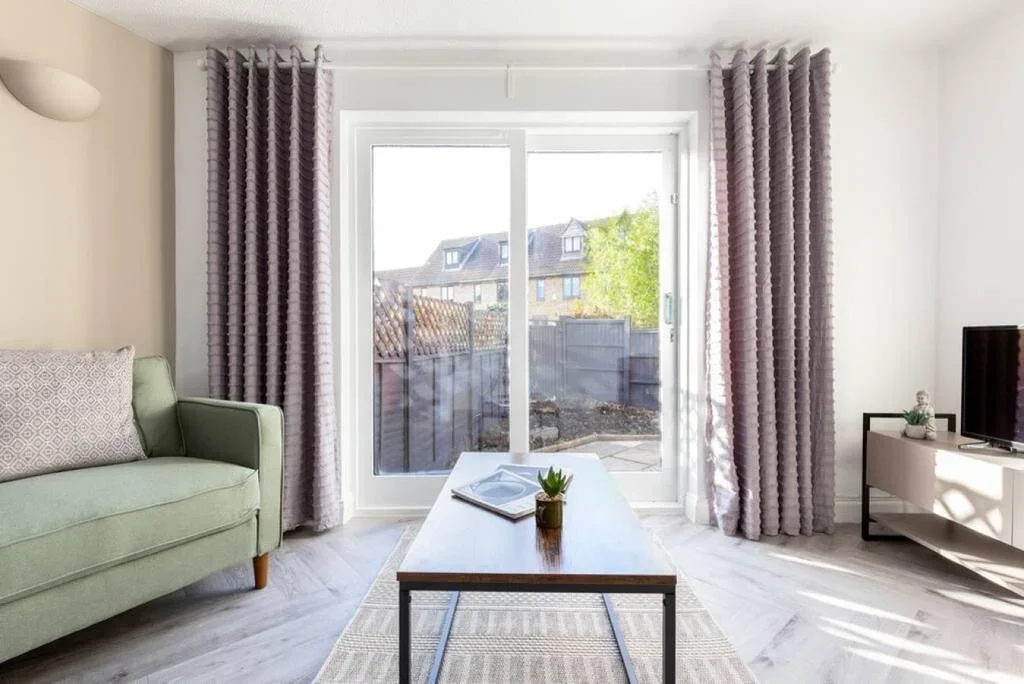 House Howland Way in Greater London