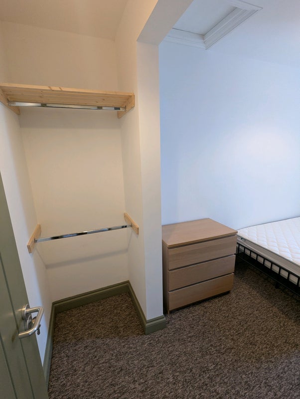 Room Montgomery Street in Bristol