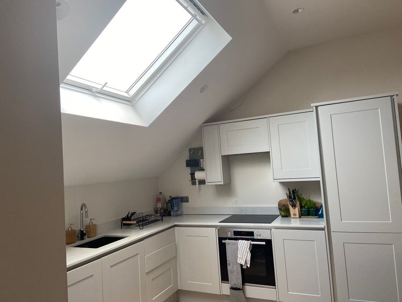 Room Eastcombe Avenue in Greater London