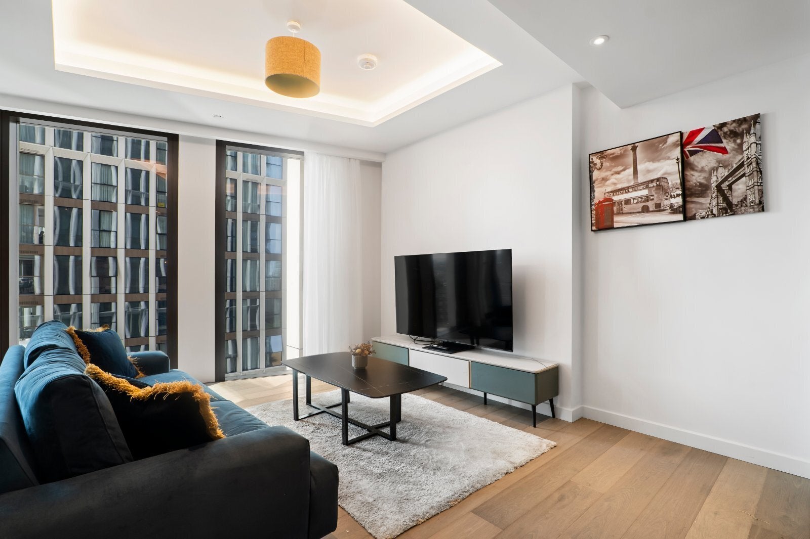Flat Carnation Way in London