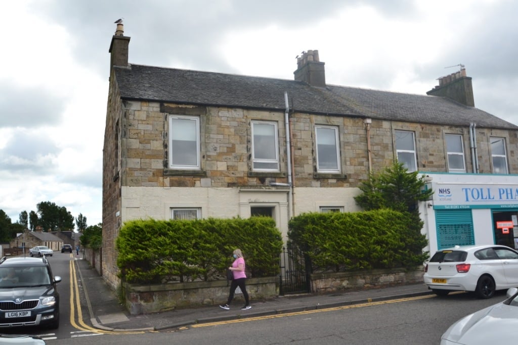 Flat Waterloo Road in Prestwick