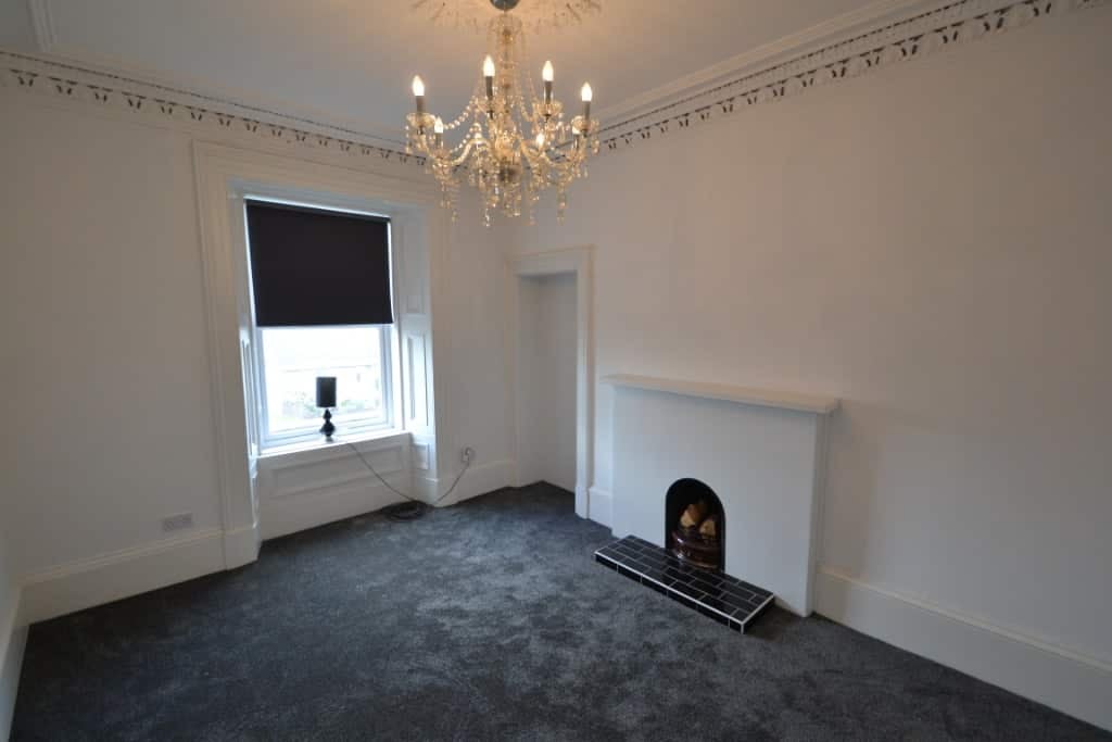 Flat Waterloo Road in Prestwick