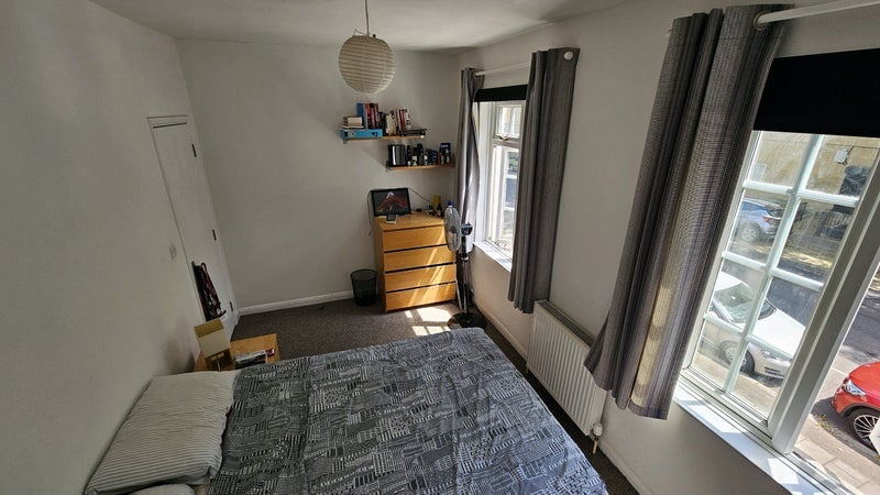 House Plough Way in Greater London