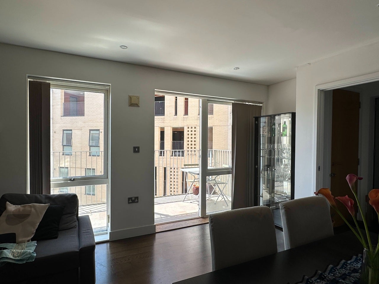 Flat Freda Street in Greater London