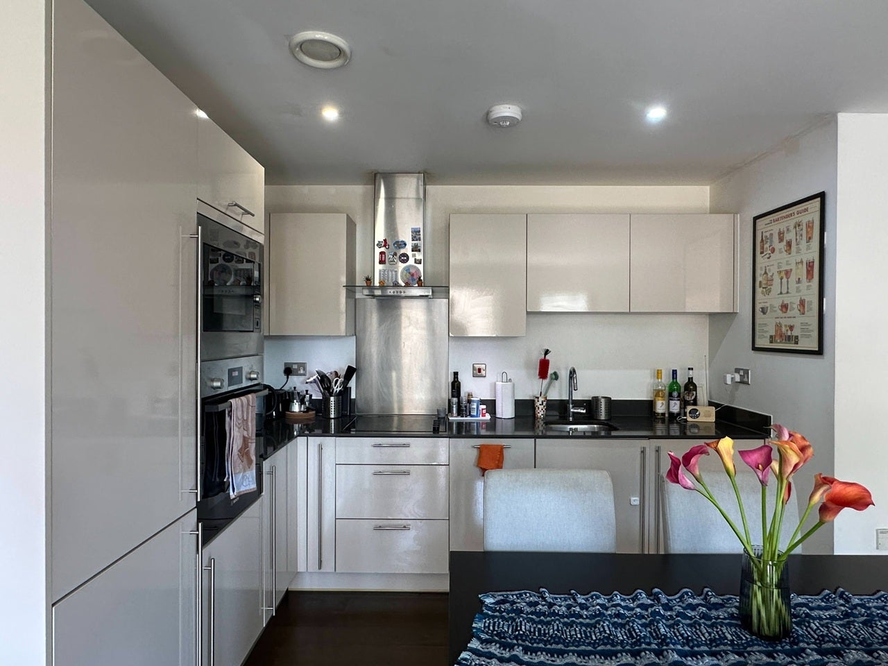 Flat Freda Street in Greater London
