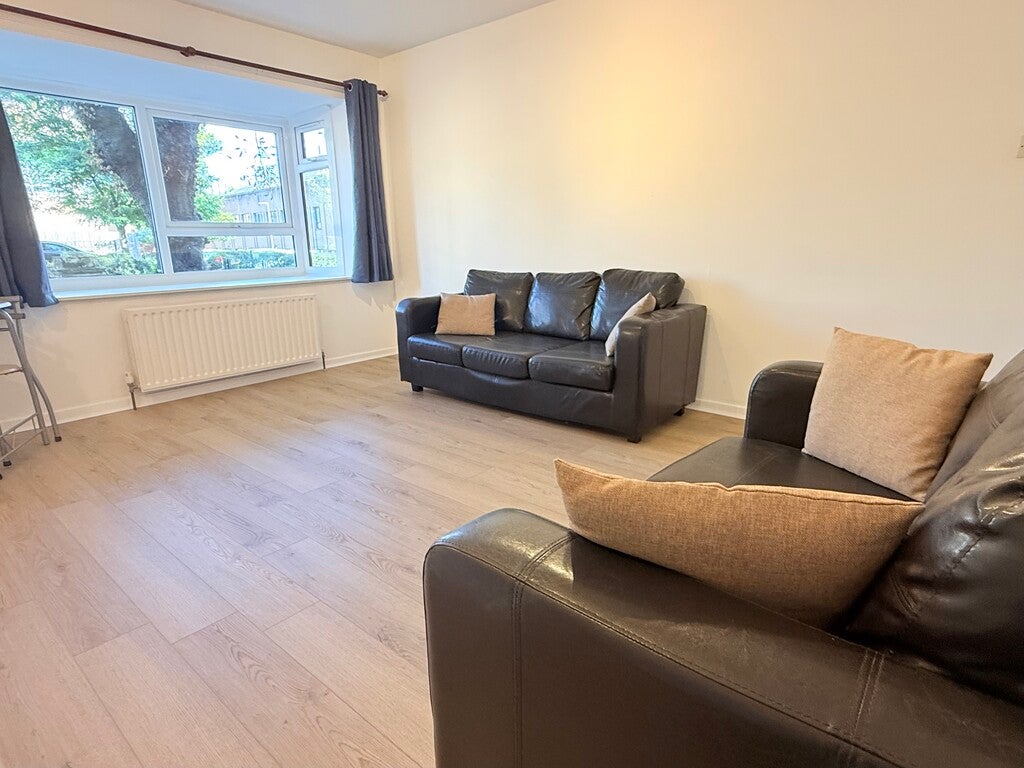 Flat Waverley Street in Nottingham