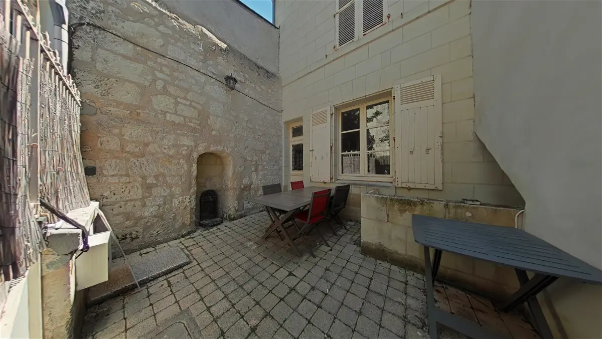 Maison Rue Philippe de Commines à Chinon