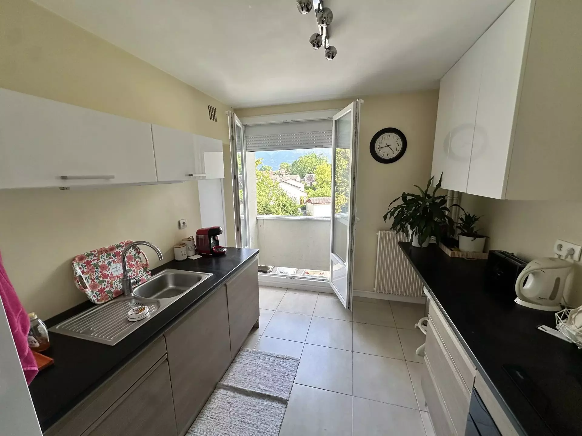 Appartement Rue Camille Desmoulins à Saint-Martin-d'Hères
