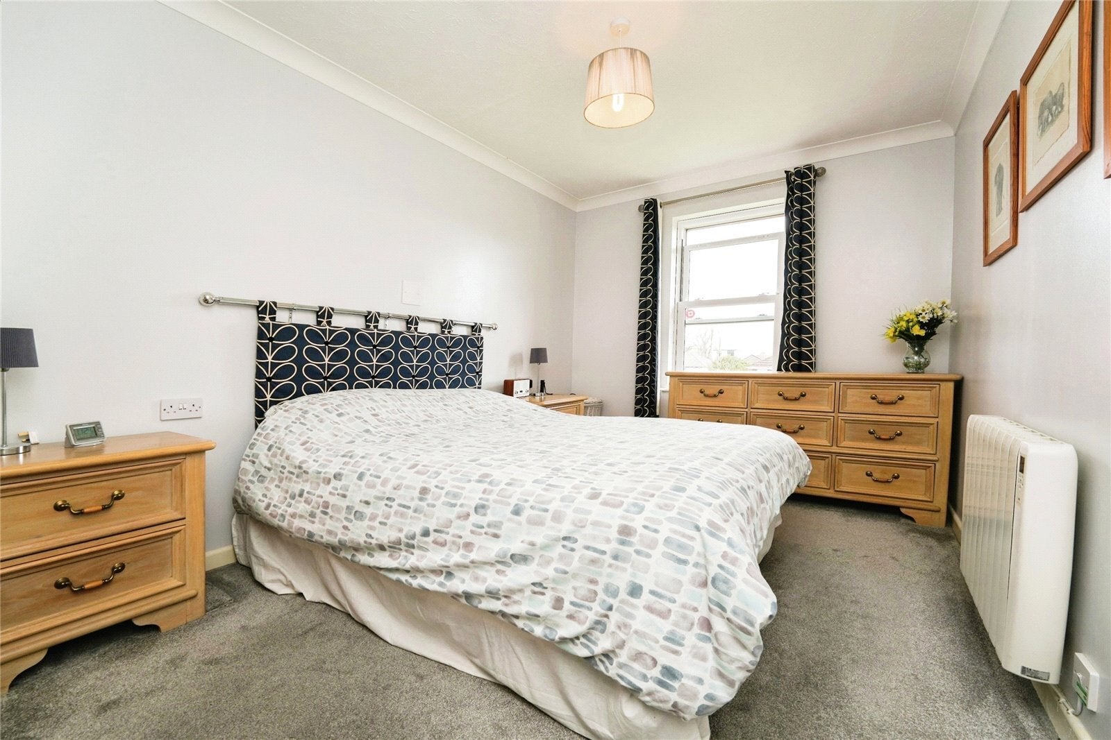 Flat Pittville Circus Road in Cheltenham
