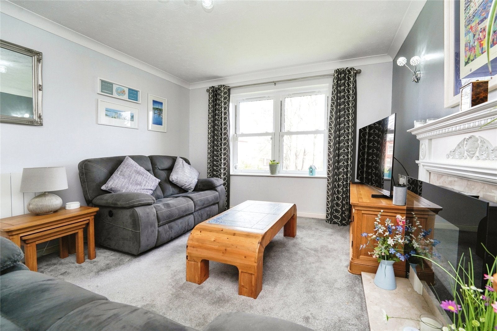 Flat Pittville Circus Road in Cheltenham
