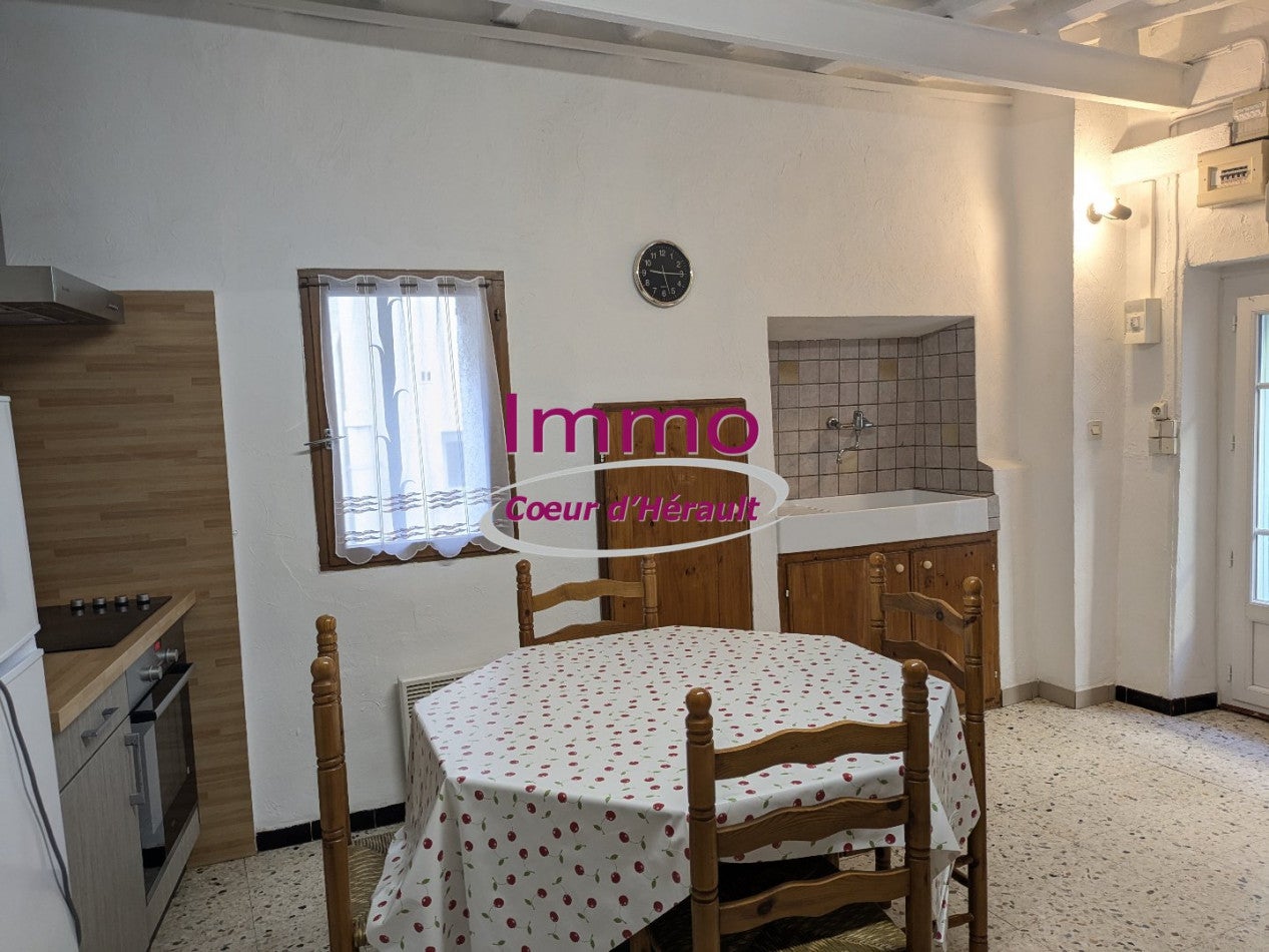 Appartement Rue Rabelais à Péret