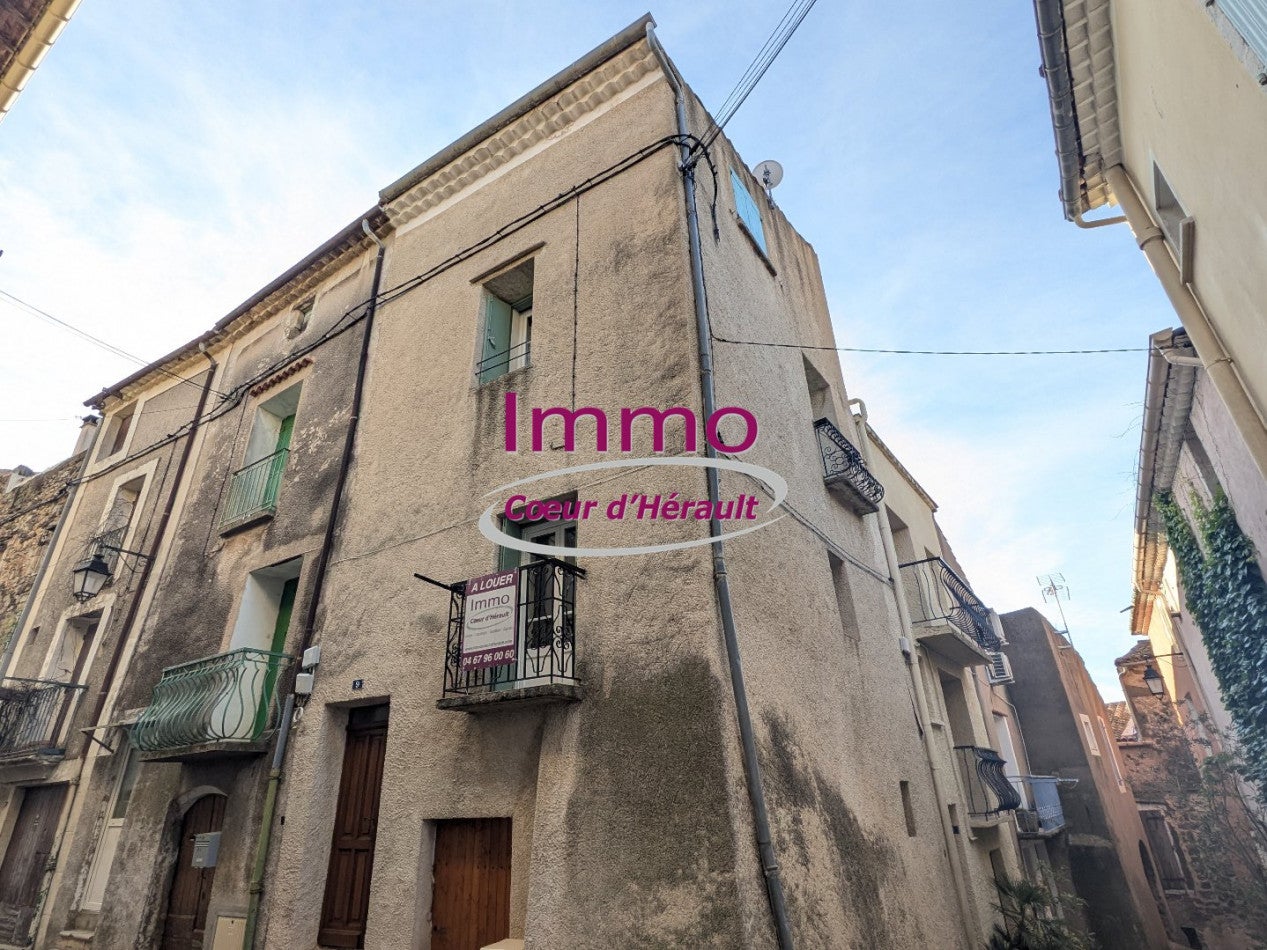 Appartement Rue Rabelais à Péret