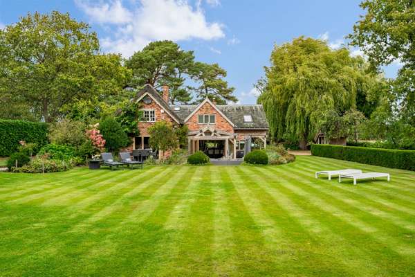 House Soss Moss Lane in Nether Alderley