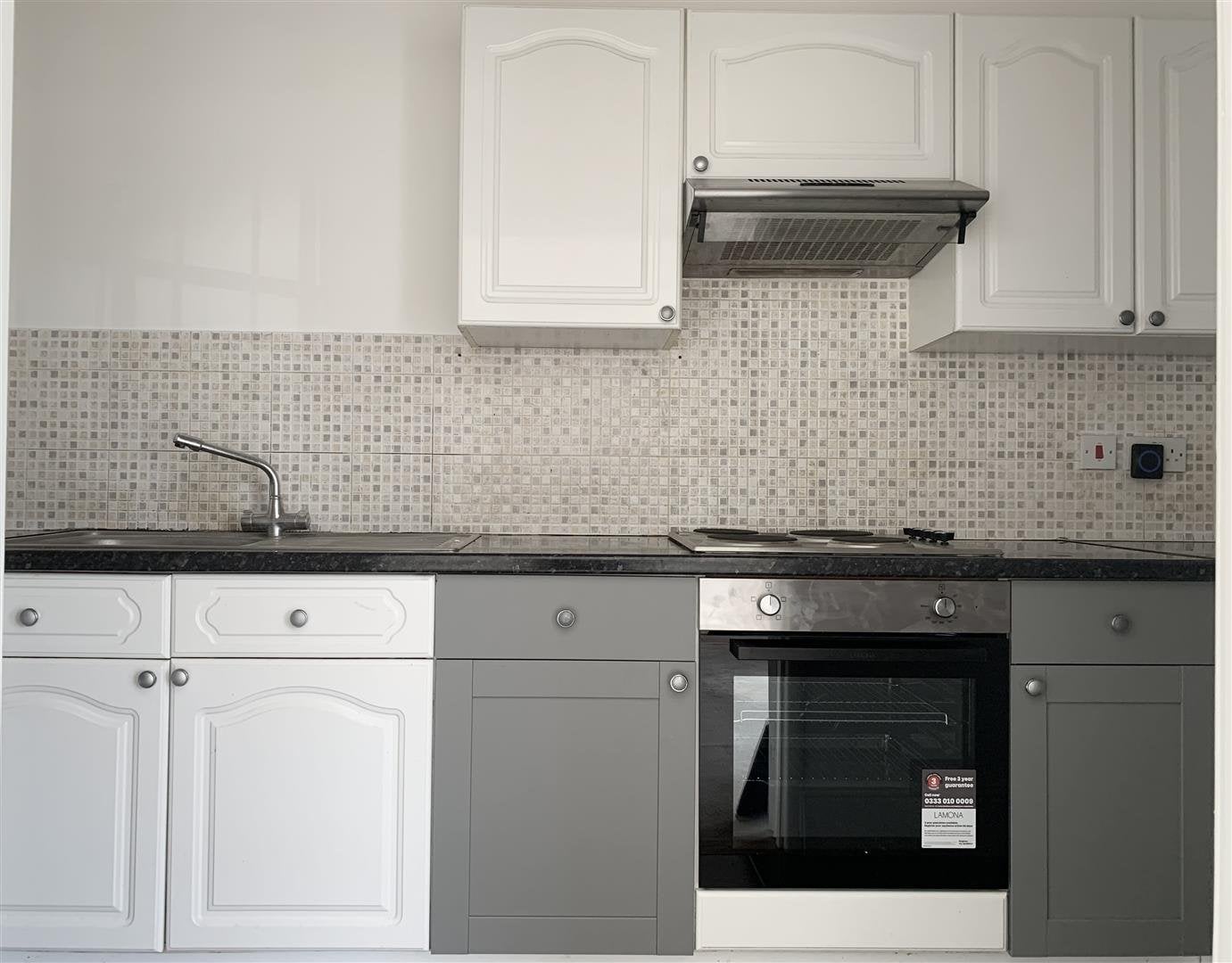 Flat Spencer Square in Thanet