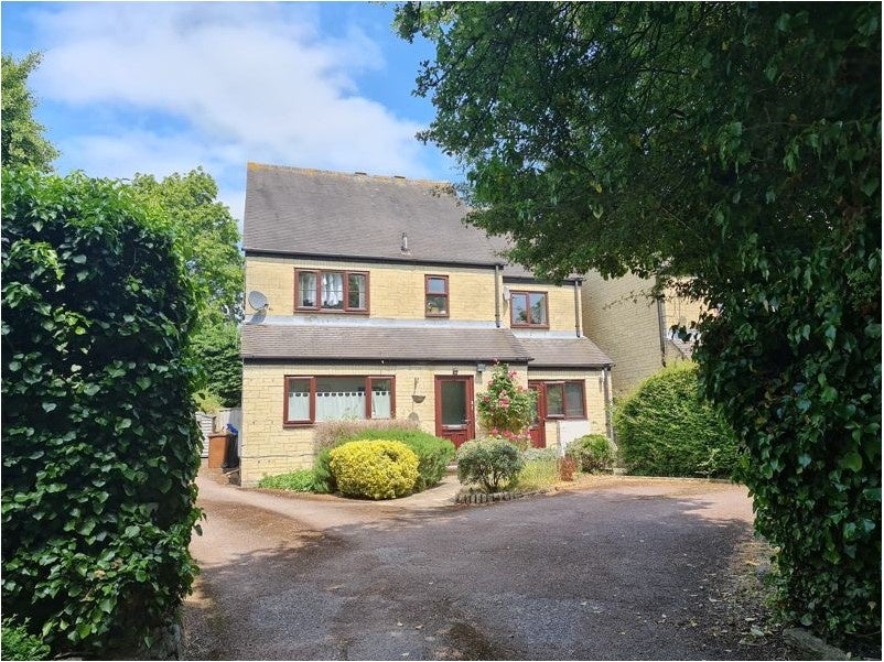 Flat Lyne Road in Cherwell District