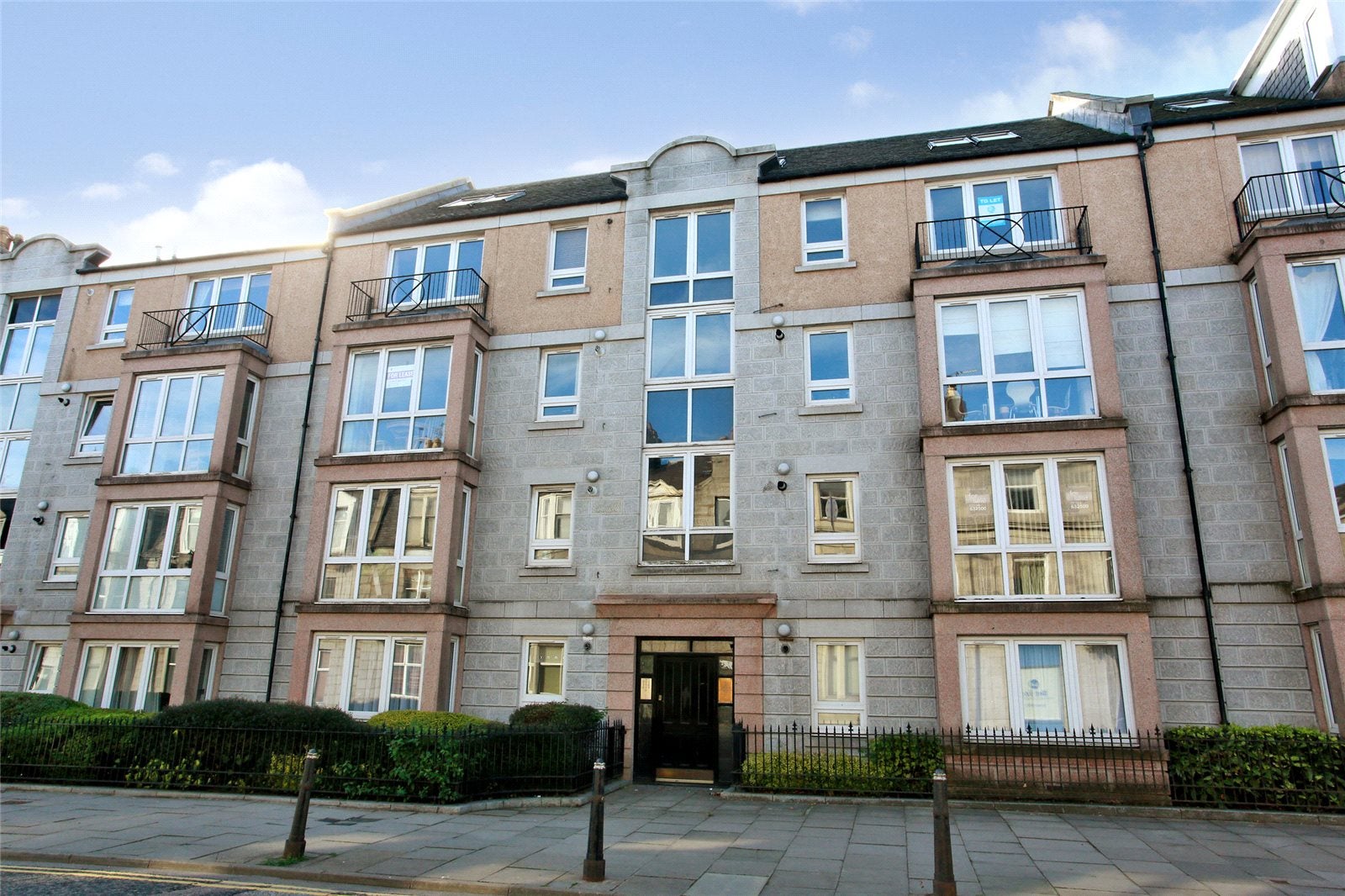 Flat Union Grove in Aberdeen City