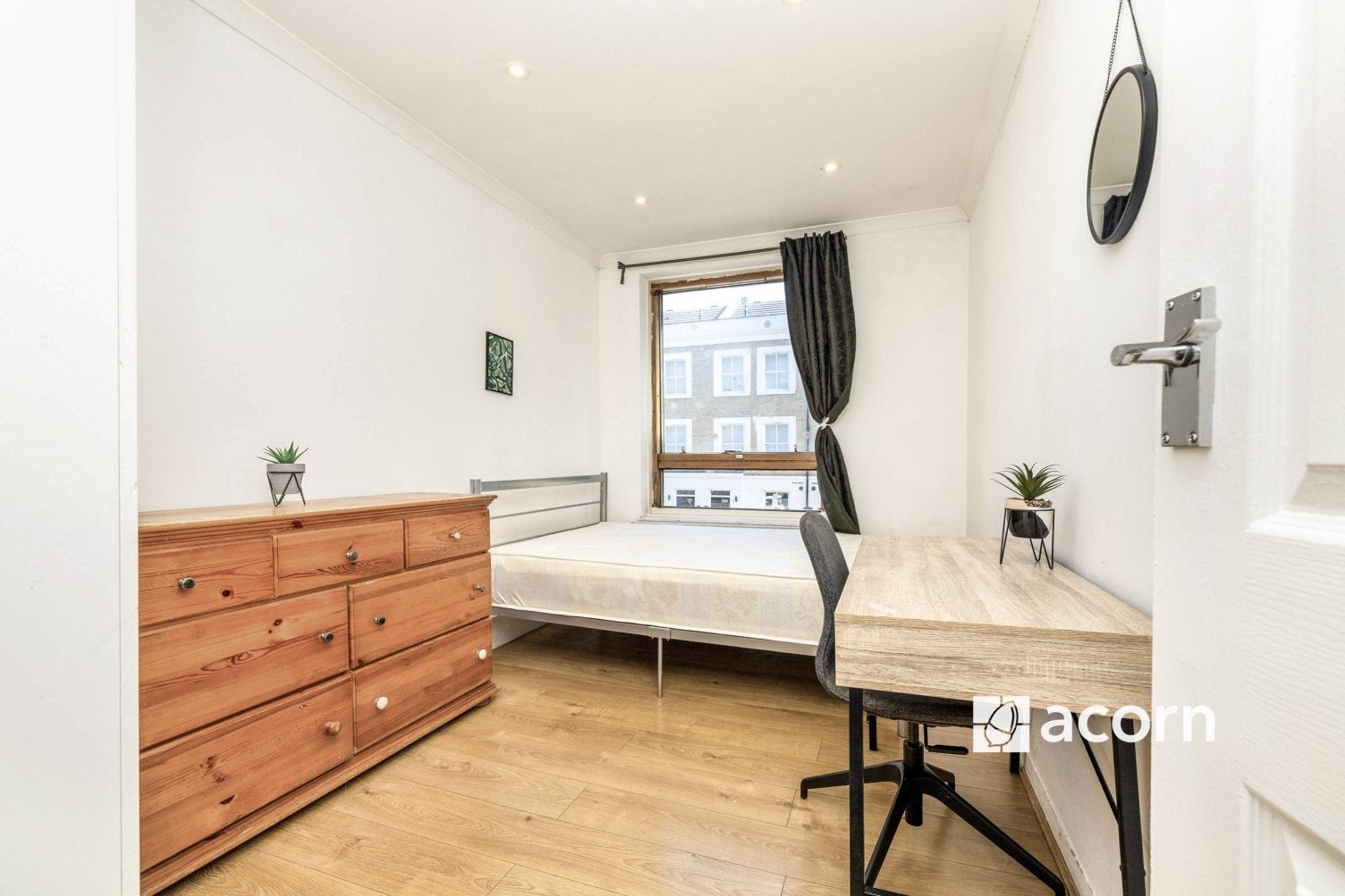Flat Brandon Street in Greater London