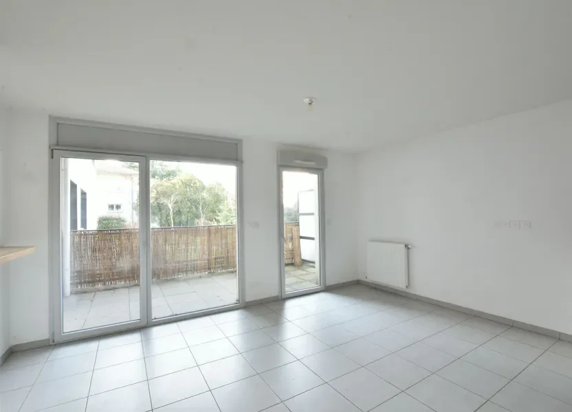 Appartement Rue Francisque Jomard à Oullins-Pierre-Bénite