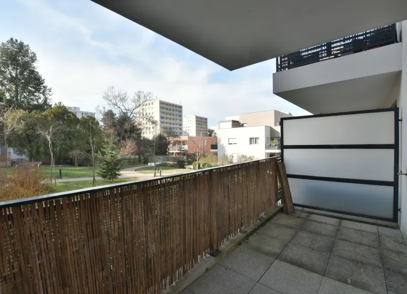 Appartement Rue Francisque Jomard à Oullins-Pierre-Bénite
