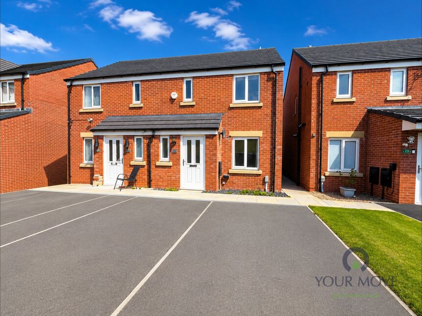 House Chestnut Avenue in Blackburn