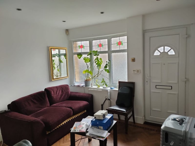 Room Brabazon Street in Greater London