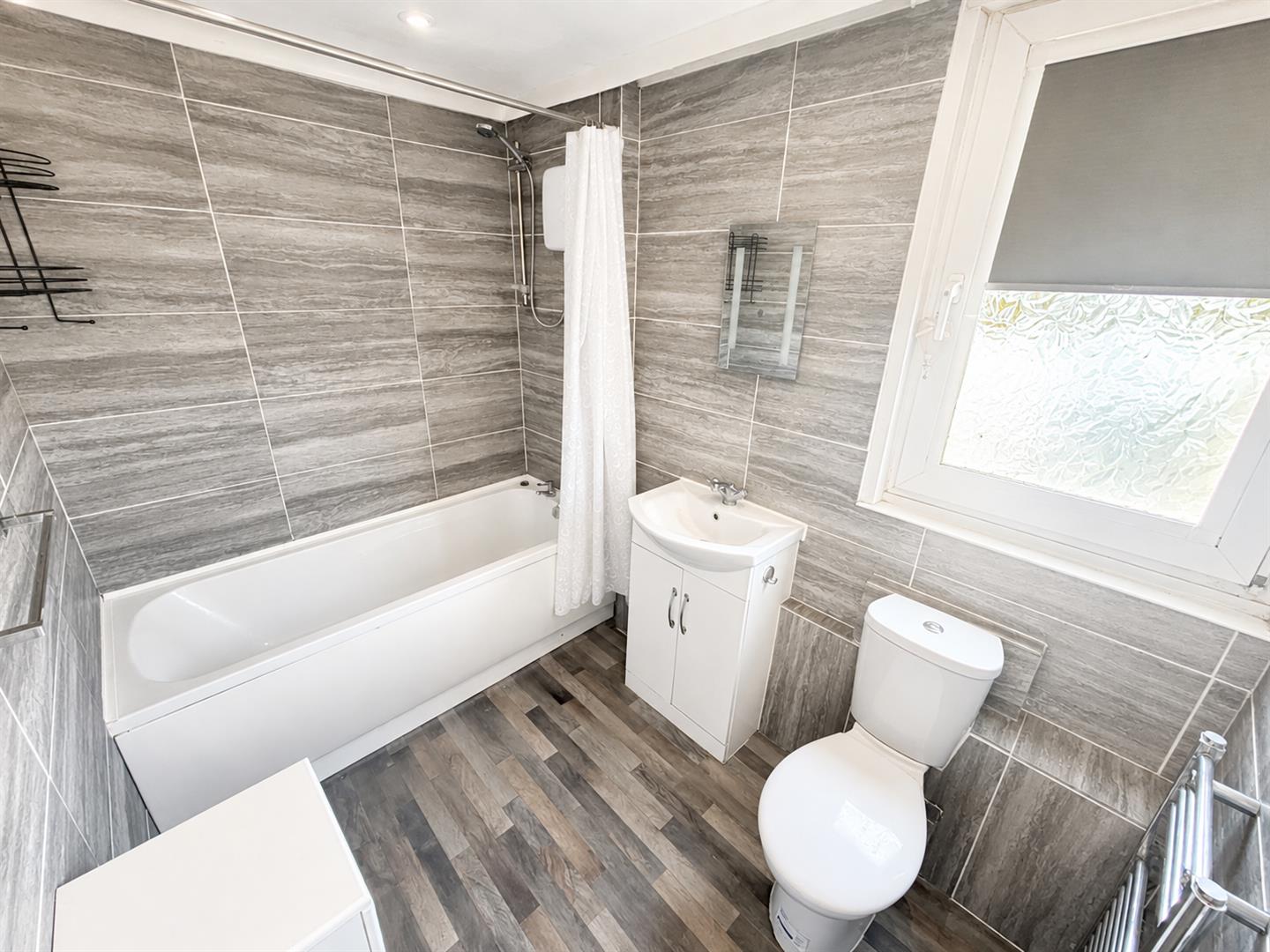 Flat Cornwell Close in Gosport