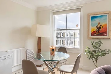 Flat Fulham Road in Greater London