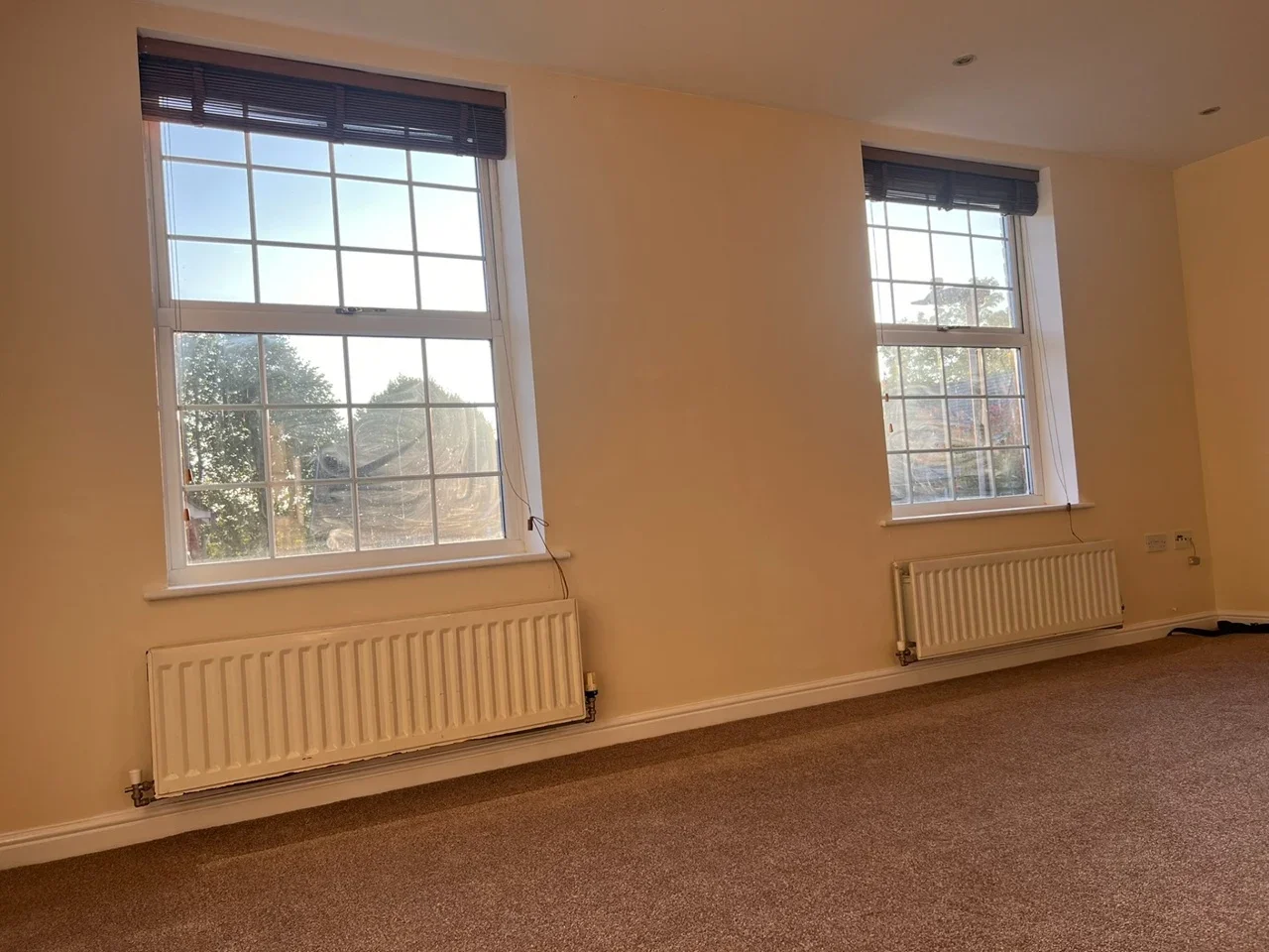 Flat Spring Close in Crawley