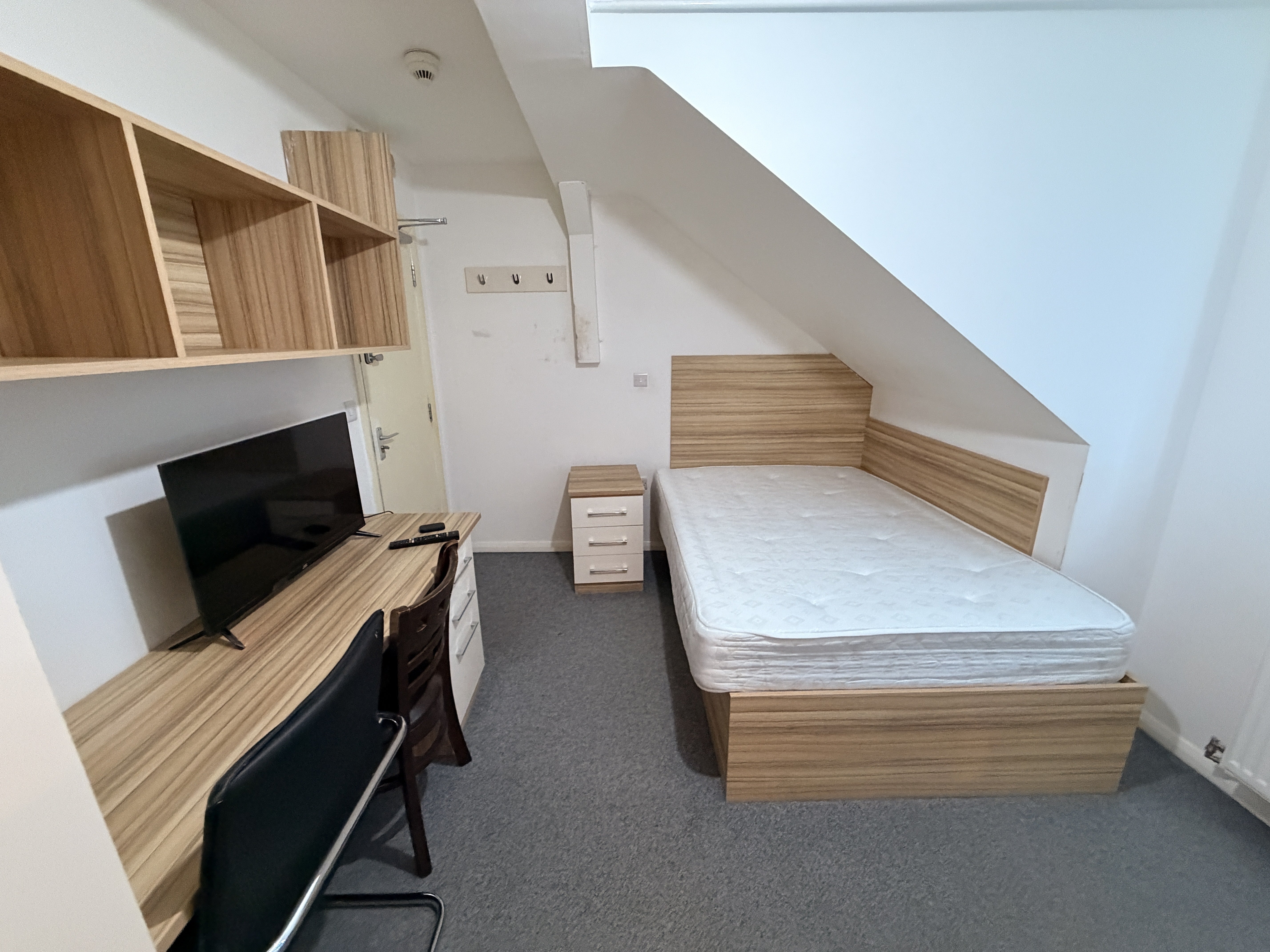 Room Oliver Street in Northampton