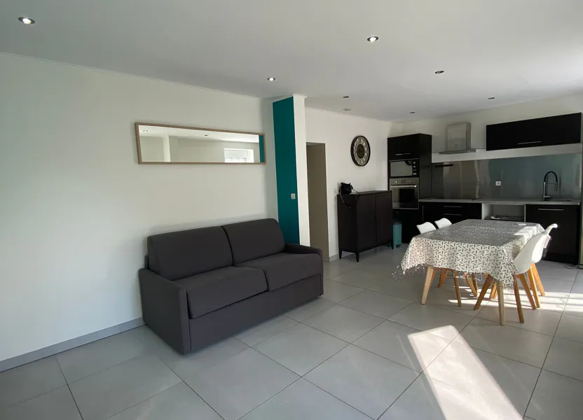 Flat Rue Charles de Gaulle in Soetrich