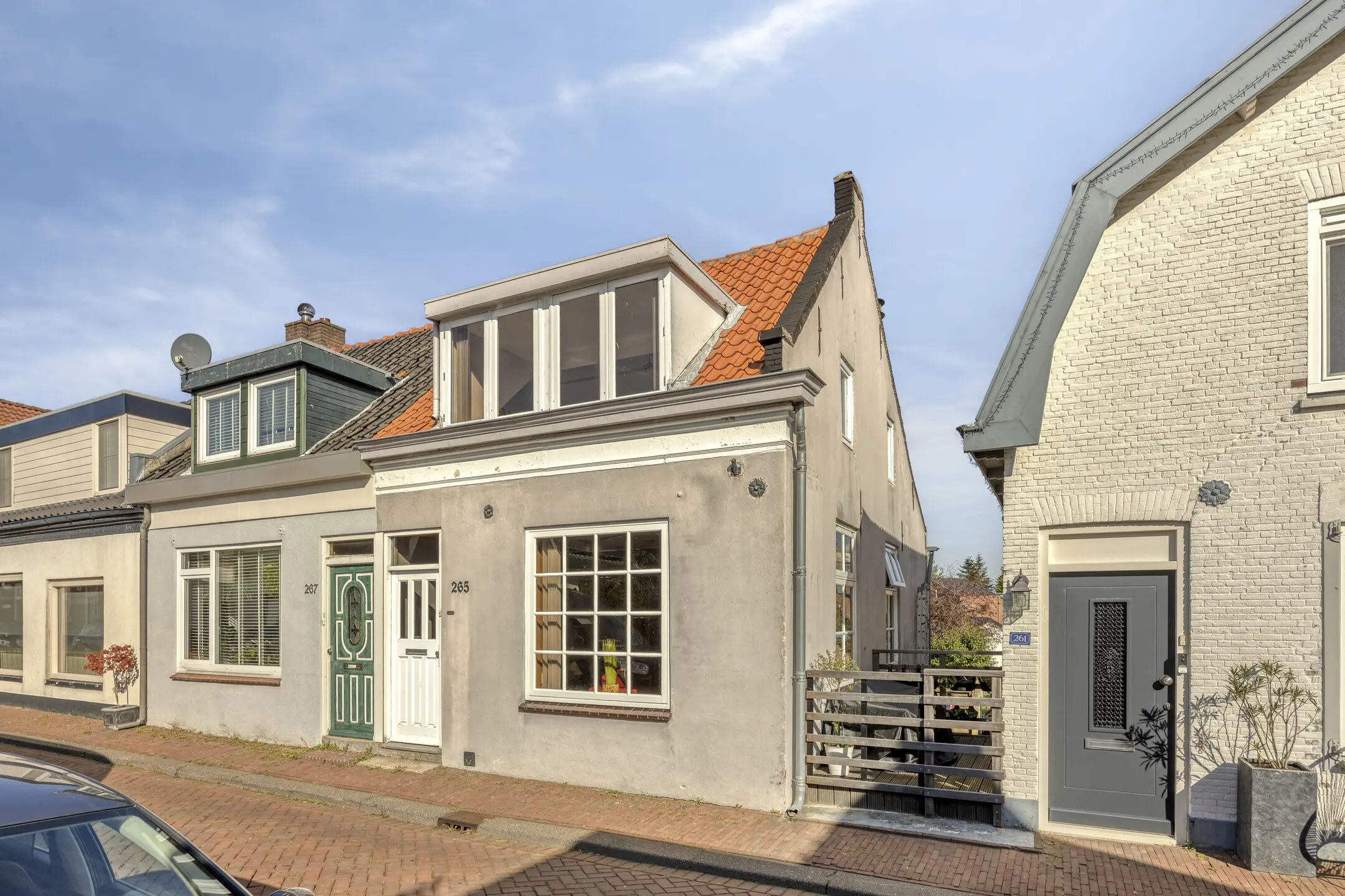 Huis Burgemeester Verduynstraat 265 in Pernis Rotterdam