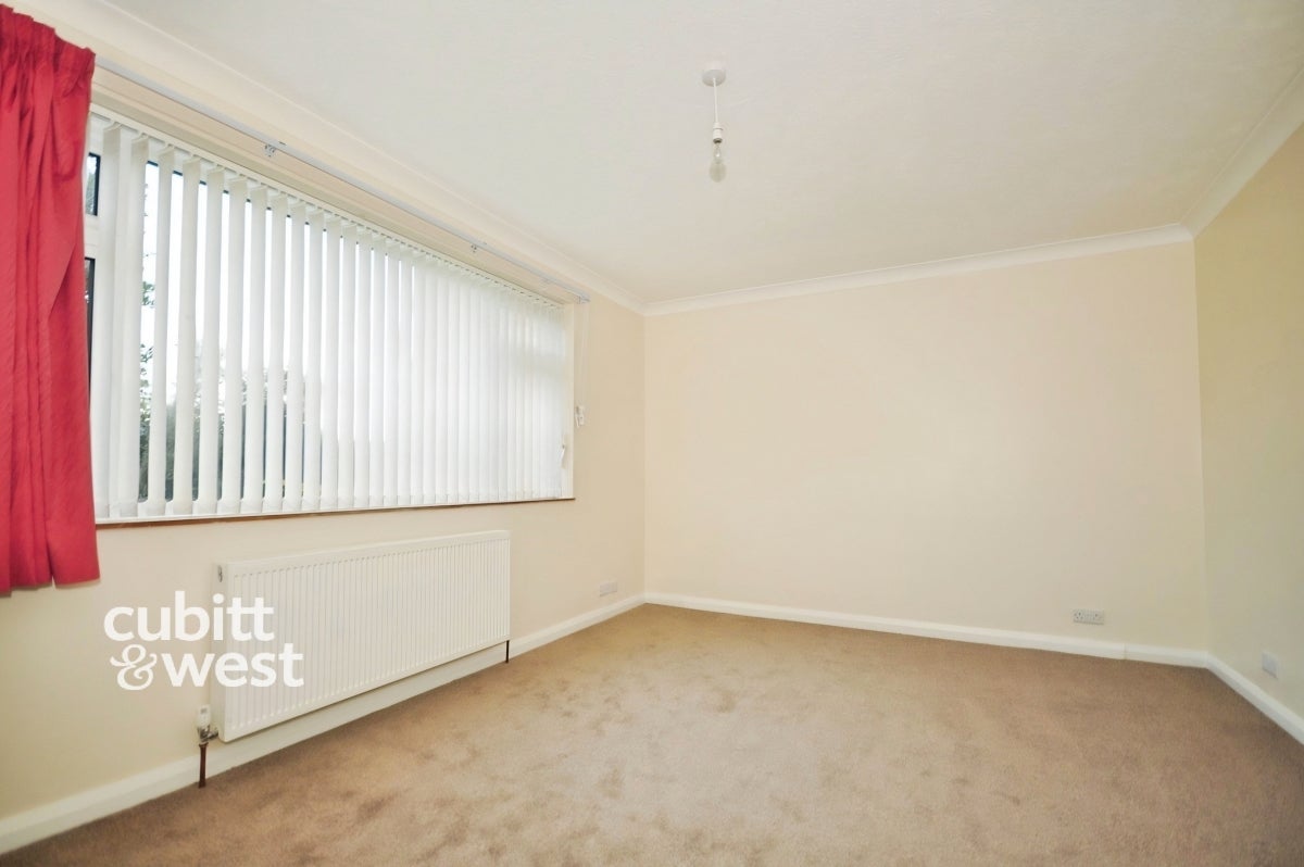 Flat The Steyne in Arun