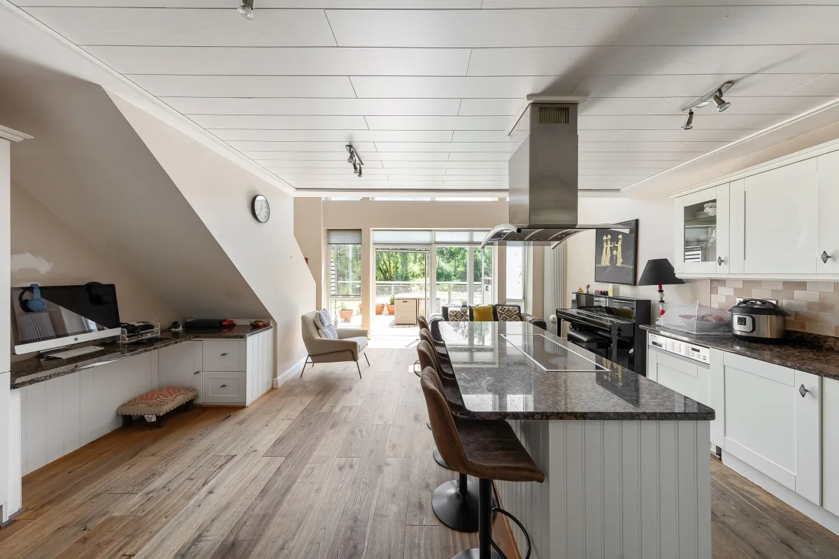 Flat West Parkside in Greater London