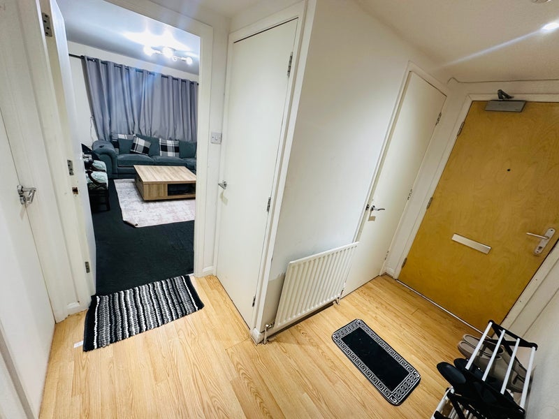 Room Barrland Street in Glasgow