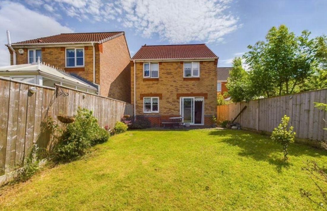 House Holyhead Court in Redcar